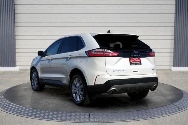 2022 Ford Edge Titanium