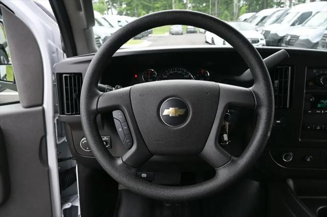 2025 Chevrolet Express Cargo Van RWD 2500 Regular Wheelbase WT