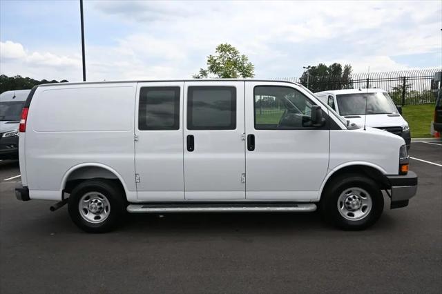 2025 Chevrolet Express Cargo Van RWD 2500 Regular Wheelbase WT