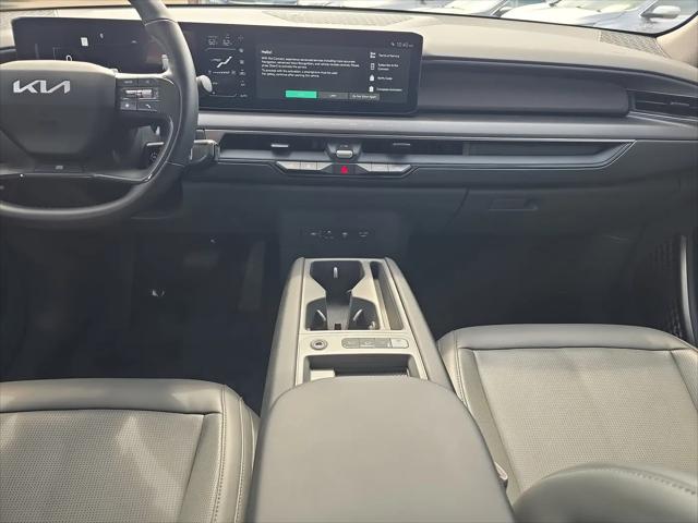 2024 Kia EV9 Light Long Range