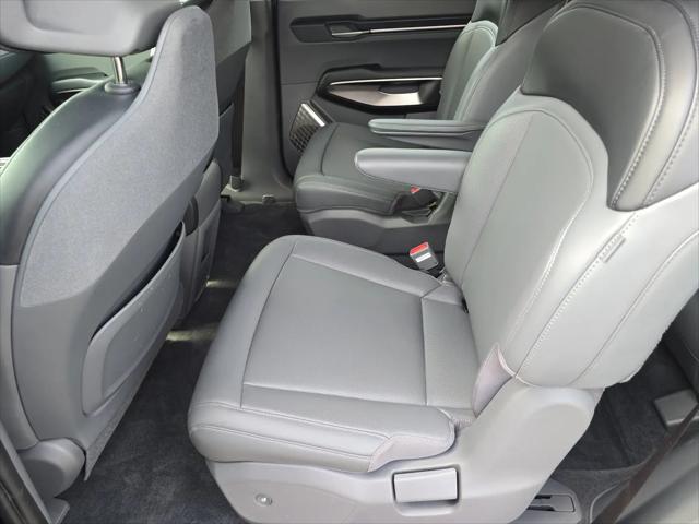2024 Kia EV9 Light Long Range