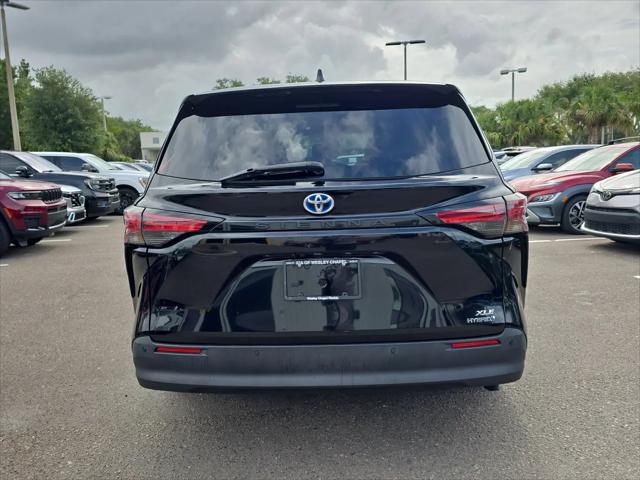 2022 Toyota Sienna XLE