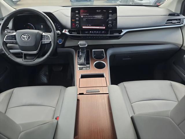 2022 Toyota Sienna XLE