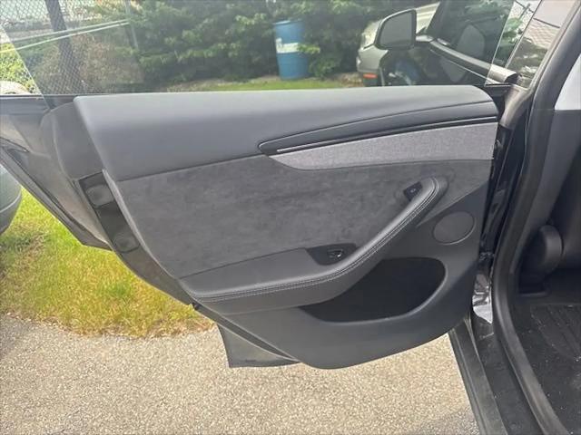 2026 Tesla Model Y Premium Rear-Wheel Drive