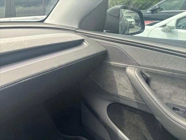 2026 Tesla Model Y Premium Rear-Wheel Drive