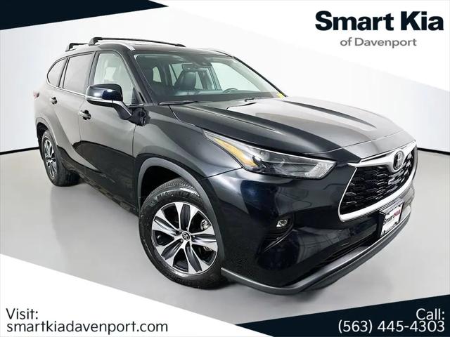 2024 Toyota Highlander XLE for sale in Davenport, IA