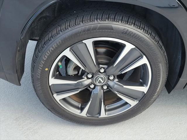 2023 Lexus UX 250h Premium