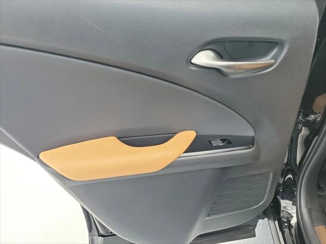 2023 Lexus UX 250h Premium