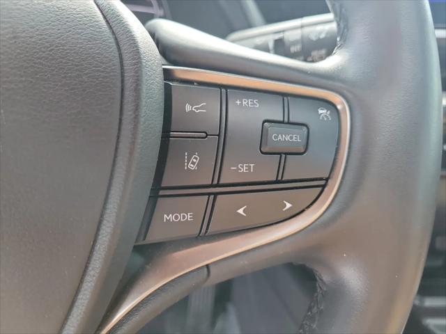 2023 Lexus UX 250h Premium