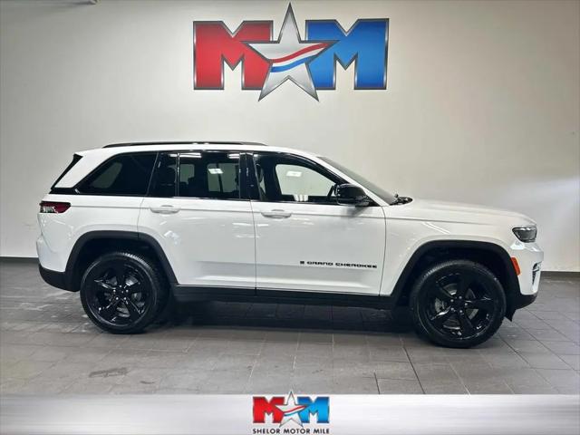 2023 Jeep Grand Cherokee Altitude 4x4 for sale in Christiansburg, VA