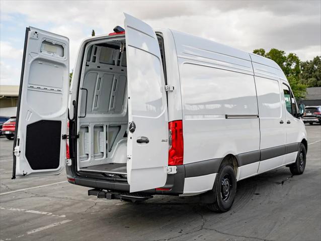 2025 Mercedes-Benz Sprinter 2500 High Roof 4-Cyl Diesel HO