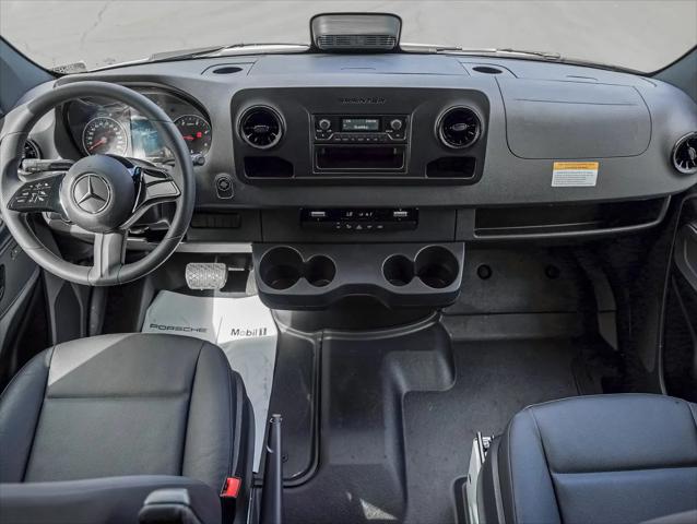 2025 Mercedes-Benz Sprinter 2500 High Roof 4-Cyl Diesel HO