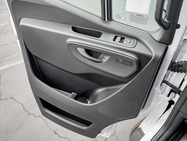 2025 Mercedes-Benz Sprinter 2500 High Roof 4-Cyl Diesel HO