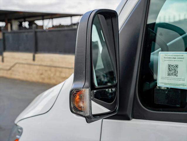 2025 Mercedes-Benz Sprinter 2500 High Roof 4-Cyl Diesel HO