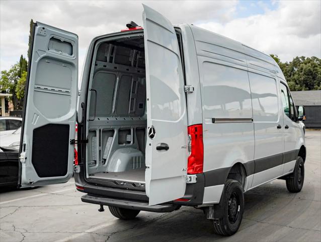 2025 Mercedes-Benz Sprinter 2500 Standard Roof 4-Cyl Diesel HO