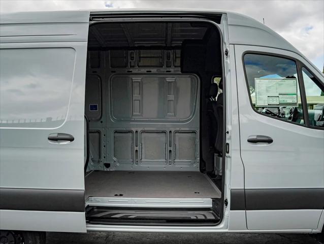 2025 Mercedes-Benz Sprinter 2500 Standard Roof 4-Cyl Diesel HO