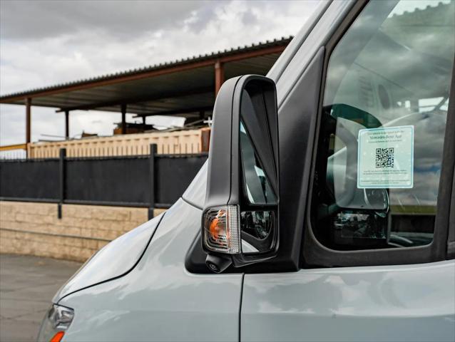 2025 Mercedes-Benz Sprinter 2500 Standard Roof 4-Cyl Diesel HO