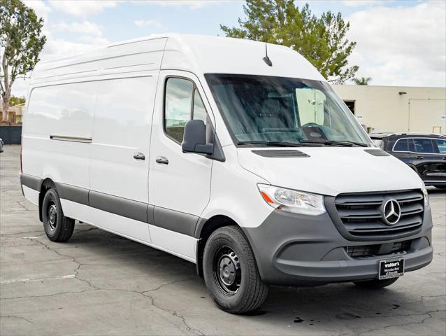 2025 Mercedes-Benz Sprinter 2500 High Roof 4-Cyl Diesel HO