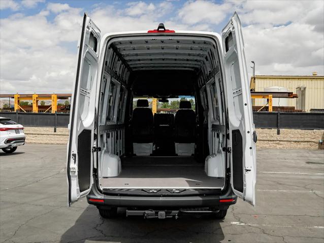 2025 Mercedes-Benz Sprinter 2500 High Roof 4-Cyl Diesel HO