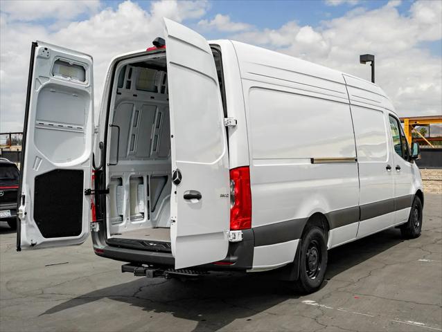 2025 Mercedes-Benz Sprinter 2500 High Roof 4-Cyl Diesel HO