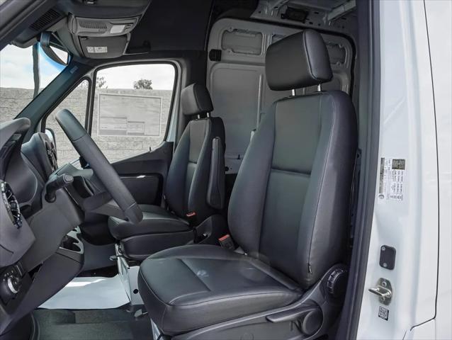2025 Mercedes-Benz Sprinter 2500 High Roof 4-Cyl Diesel HO