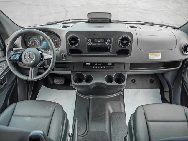 2025 Mercedes-Benz Sprinter 2500 High Roof 4-Cyl Diesel HO