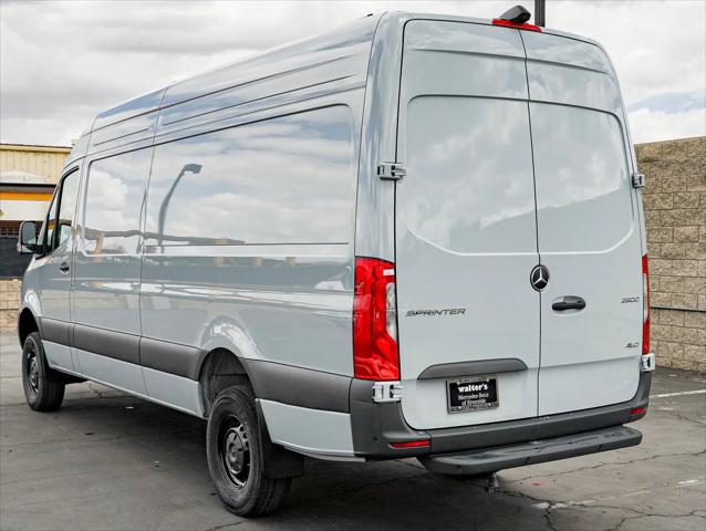 2025 Mercedes-Benz Sprinter 2500 High Roof 4-Cyl Diesel HO