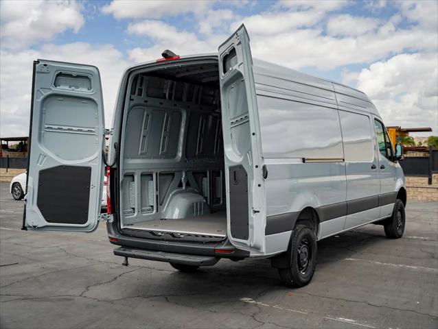 2025 Mercedes-Benz Sprinter 2500 High Roof 4-Cyl Diesel HO
