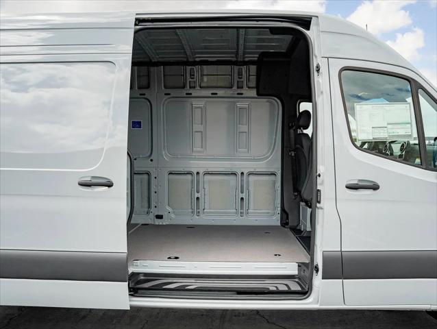 2025 Mercedes-Benz Sprinter 2500 High Roof 4-Cyl Diesel HO