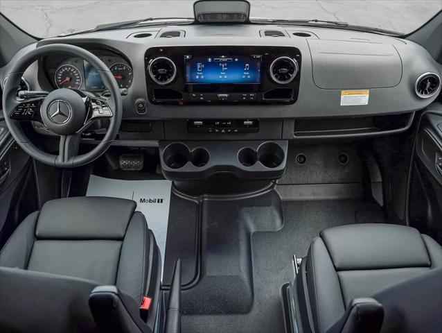 2025 Mercedes-Benz Sprinter 2500 High Roof 4-Cyl Diesel HO