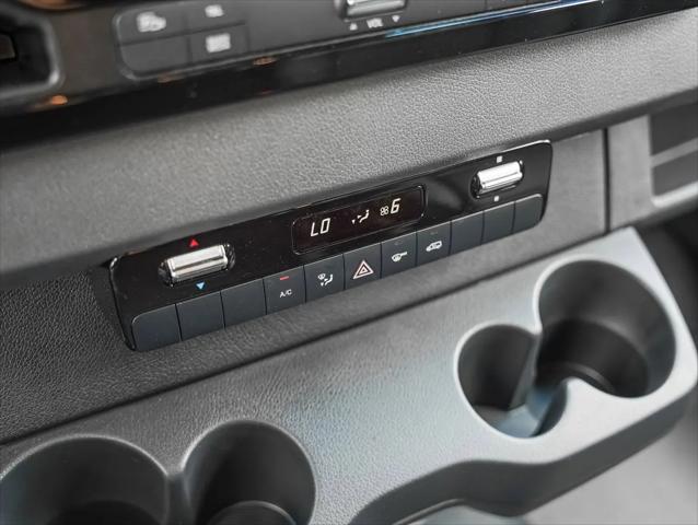 2025 Mercedes-Benz Sprinter 2500 High Roof 4-Cyl Diesel HO