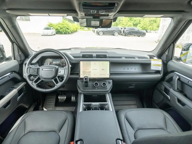 2026 Land Rover Defender P500 V8
