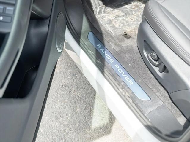2026 Land Rover Range Rover Evoque S