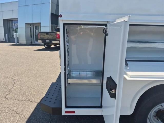 2026 Ford E-350 Cutaway E-350