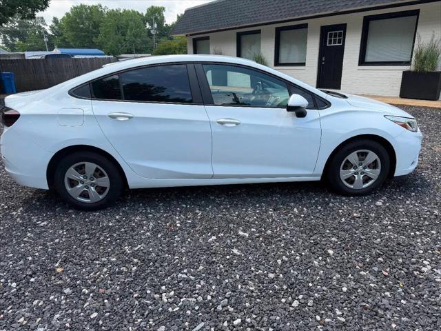 2018 Chevrolet Cruze LS Auto