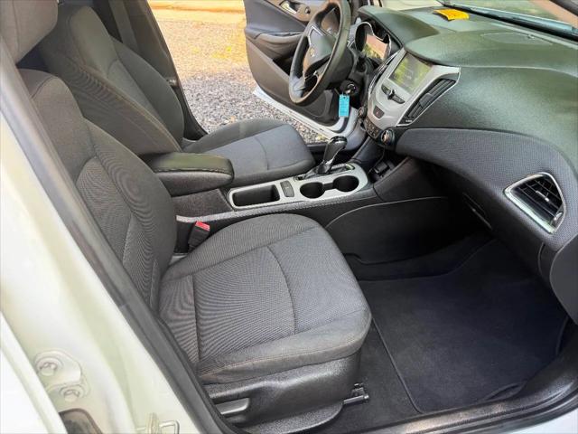 2018 Chevrolet Cruze LS Auto