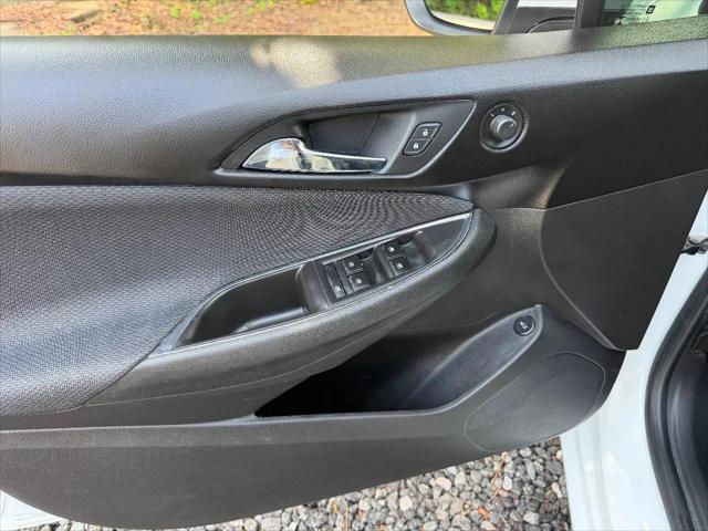 2018 Chevrolet Cruze LS Auto