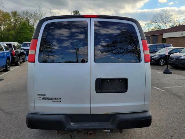 2011 Chevrolet Express LS