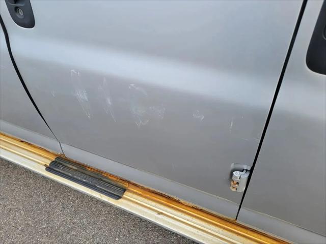 2011 Chevrolet Express LS