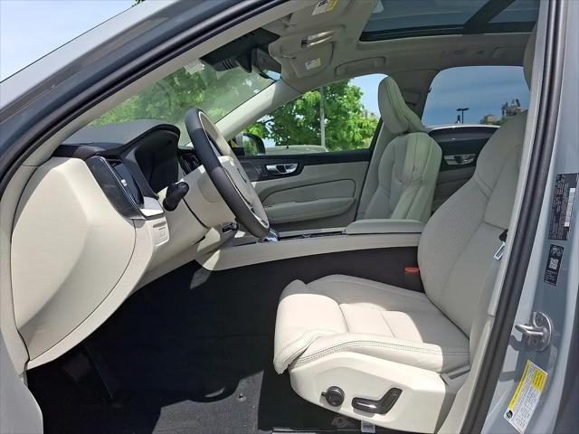 2026 Volvo XC60 Plug-In Hybrid Ultra, T8 AWD Electric/Gasoline, Dark