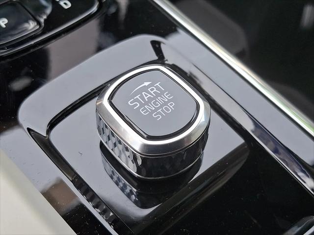 2026 Volvo XC60 Plug-In Hybrid Ultra, T8 AWD Electric/Gasoline, Dark