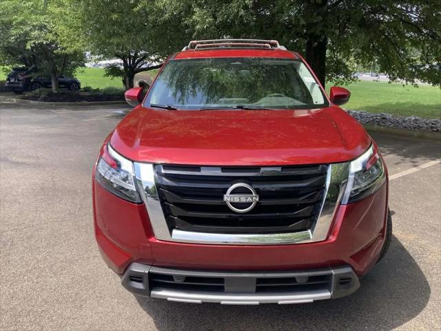 2024 Nissan Pathfinder SL 4WD