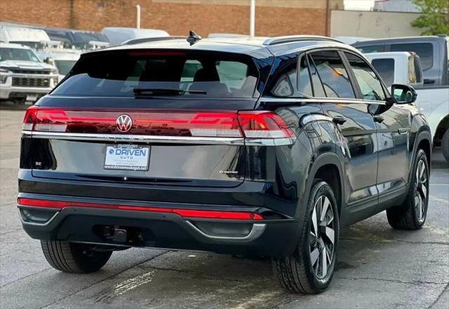 2024 Volkswagen Atlas Cross Sport 2.0T SE w/Technology