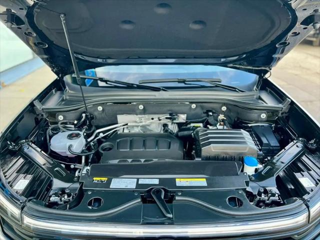 2024 Volkswagen Atlas Cross Sport 2.0T SE w/Technology