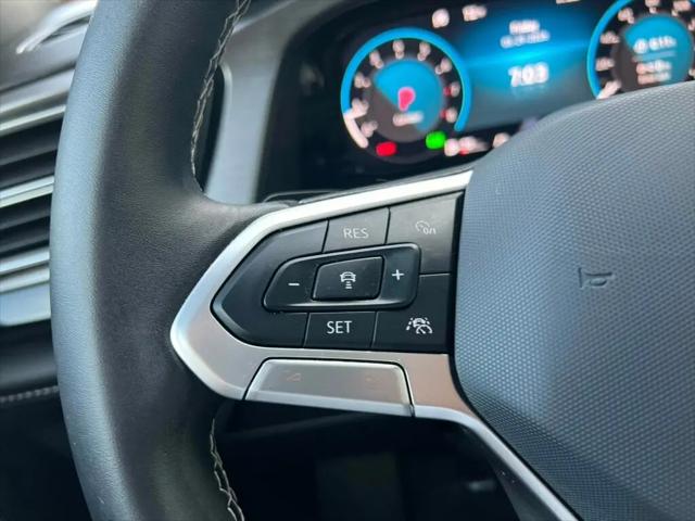 2024 Volkswagen Atlas Cross Sport 2.0T SE w/Technology