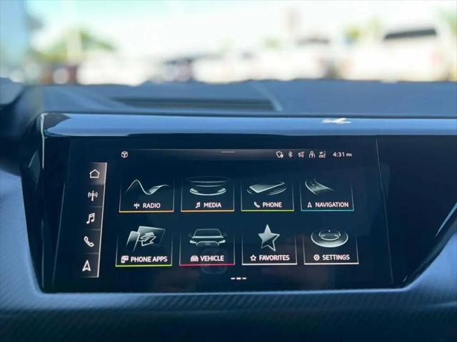 2022 Audi e-tron GT Premium Plus quattro