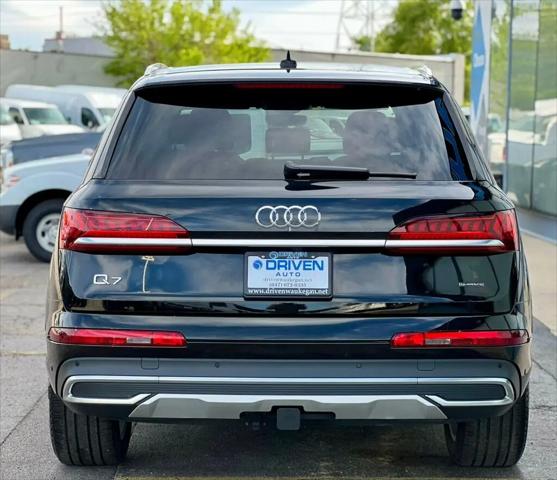 2022 Audi Q7 Premium 45 TFSI quattro Tiptronic