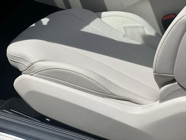 2026 Mercedes-Benz E-CLASS E 300 CLE 300