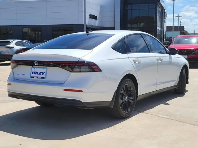 2025 Honda Accord Sedan SE