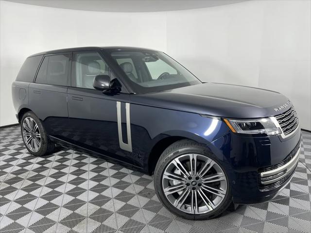 2025 Land Rover Range Rover P530 SE
